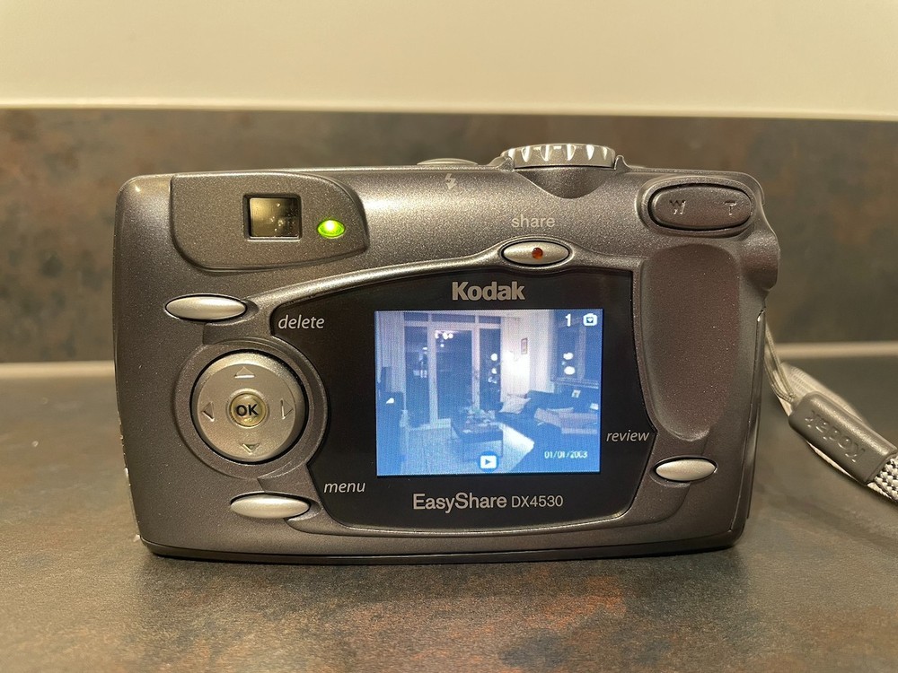Kodak EasyShare DX4530 Digital Camera 5.0MP, Tested & Working