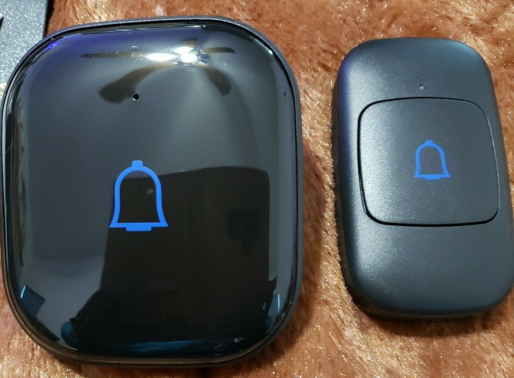 Ruffwell Wireless Doorbell, Black, with receiver.