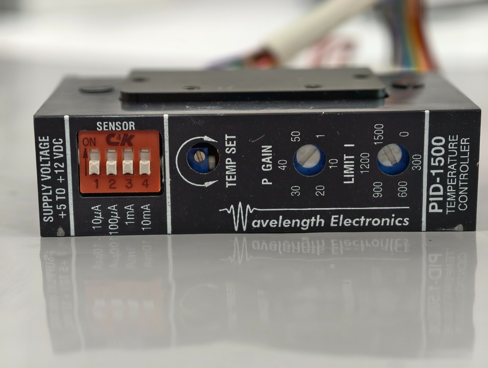 WAVELENGTH ELECTRONICS PID-1500 Temperature Controller