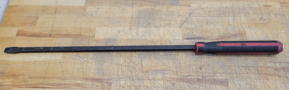 Mac-Tools Pry Bar CPBS31R - USED