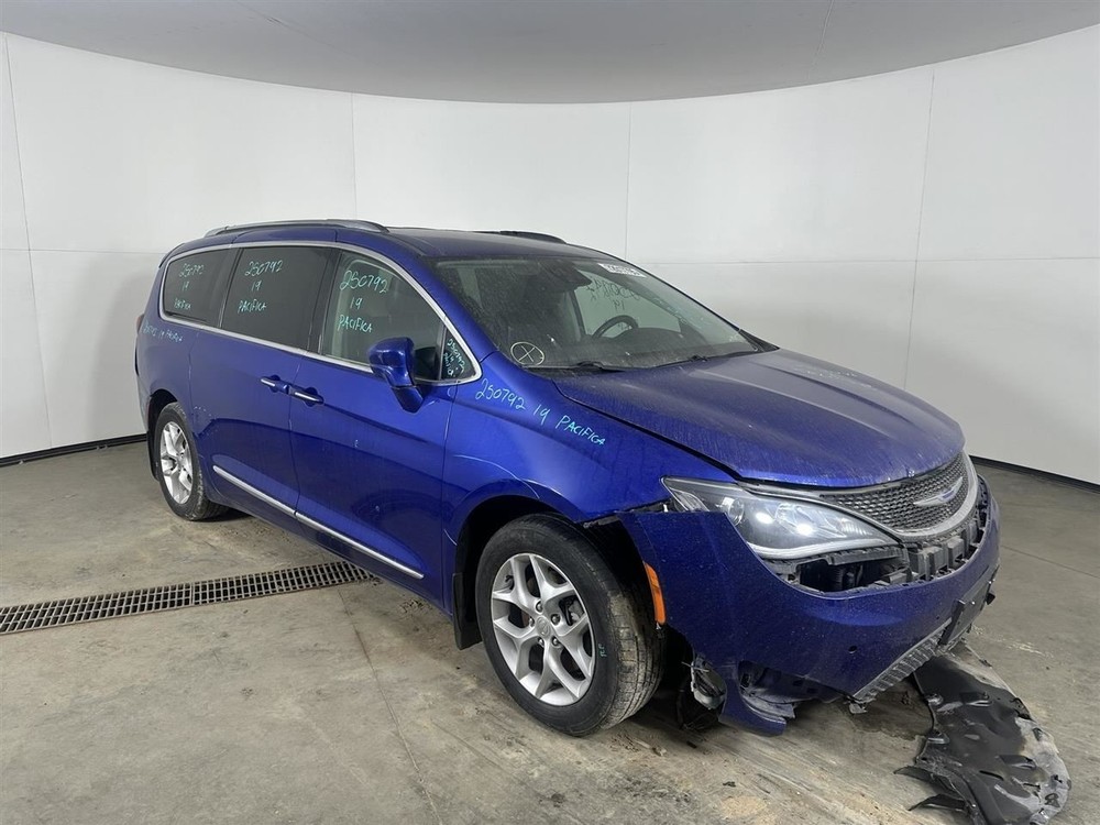 Camera/Projector Camera Front View Fits 17-20 PACIFICA 2805861