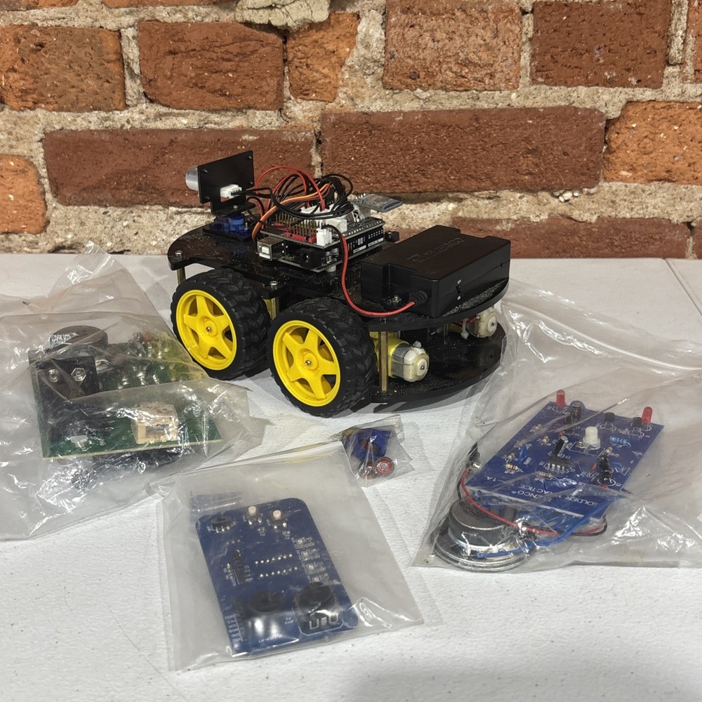 ELEGOO Robot Smart Car Kit V2.0 NEW STEM Computer Code Programming Kids - Parts