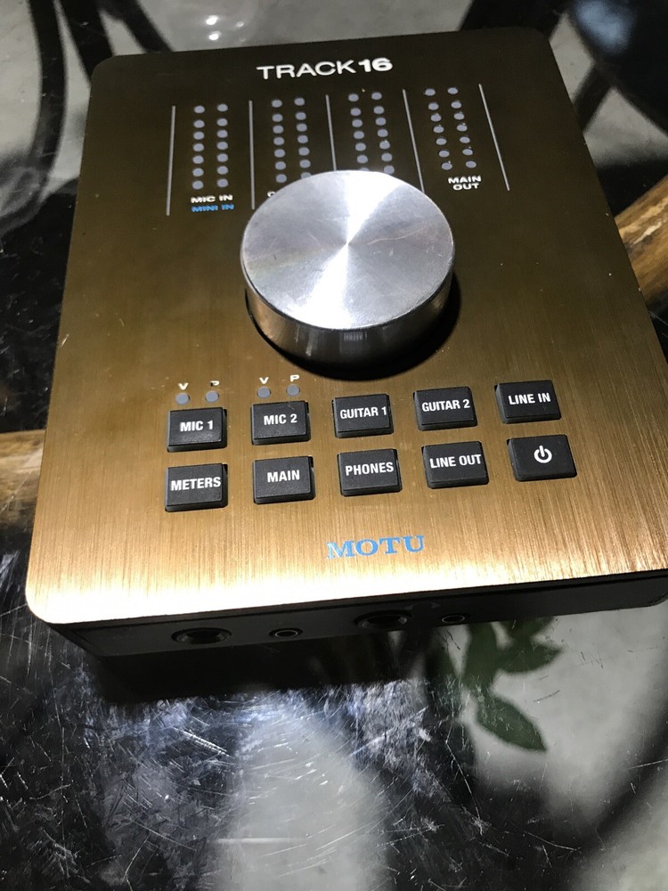 MOTU Track 16 Audio interface Free Shipping Working Properly  (d167