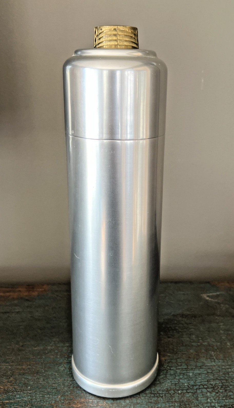 VTG. 1930's ART DECO KENSINGTON ALUMINUM BRASS COCKTAIL SHAKER by LURELL GUILD