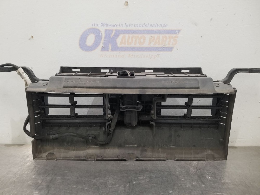 21 FORD BRONCO LOWER AIR SHUTTER 2.3L