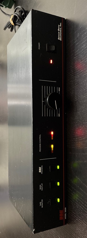 VTG Barcus -Berry Model 2002R Signal Processor Sonic Maximizer Powers Up Used