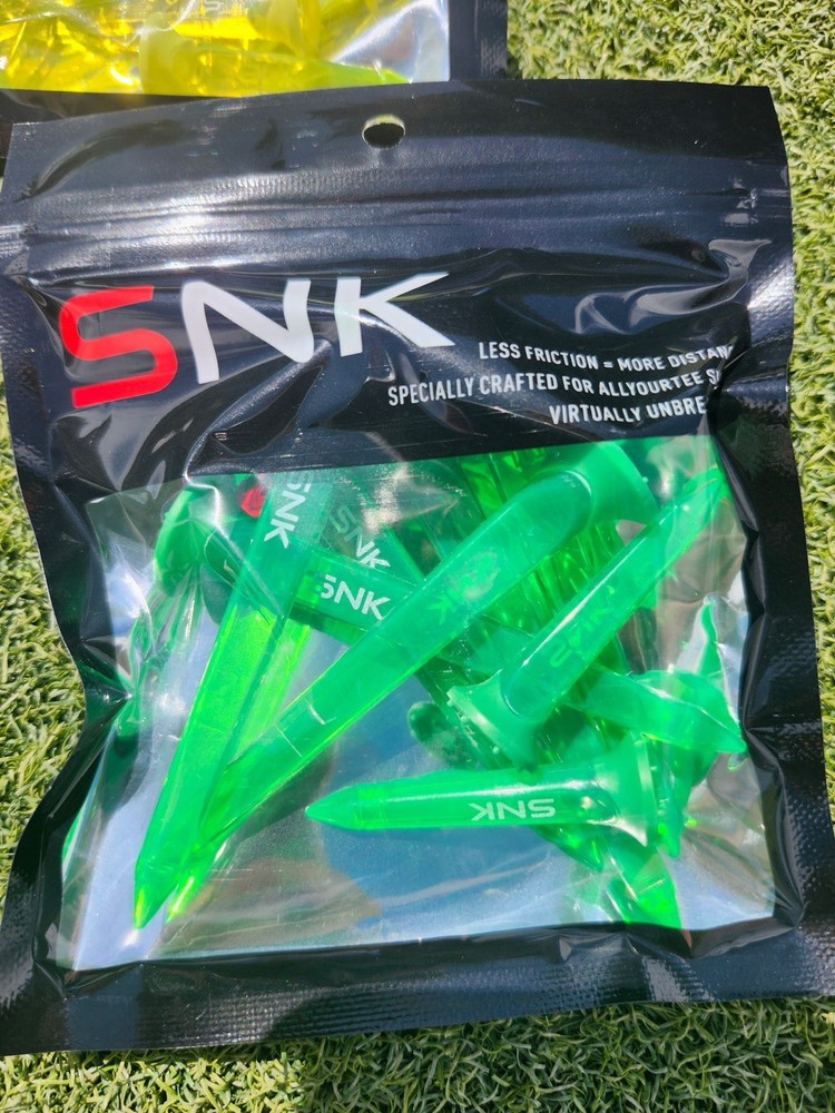 SNK Golf Tees (8 Pack) – Virtually Unbreakable Plastic – Long Drive - Green