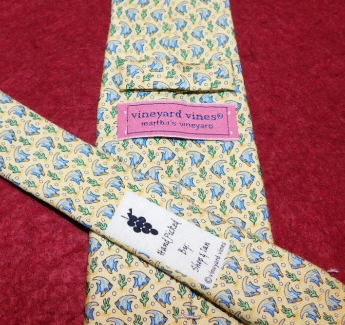 BOY'S VINEYARD VINES MADE IN U.S.A. YELLOW/GREEN/BLUE FISH MOTIF TIE - TIES.