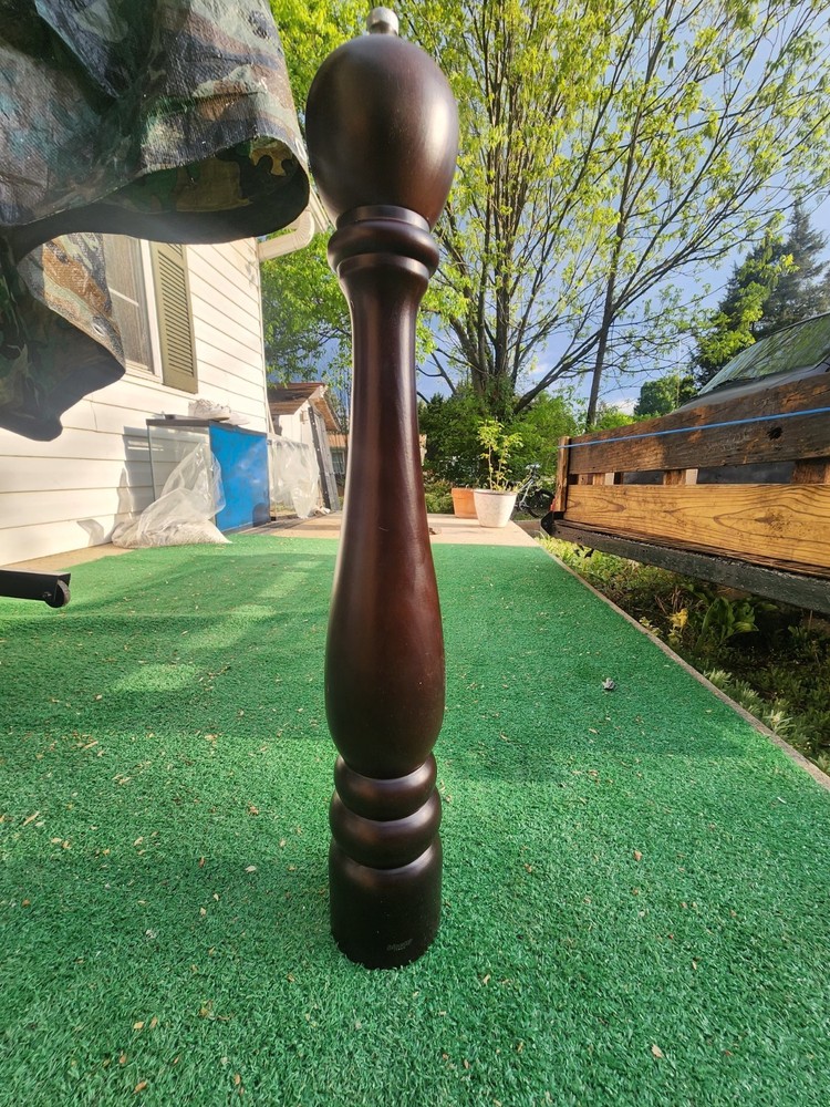 Bisetti Pepper Mill Grinder 24”