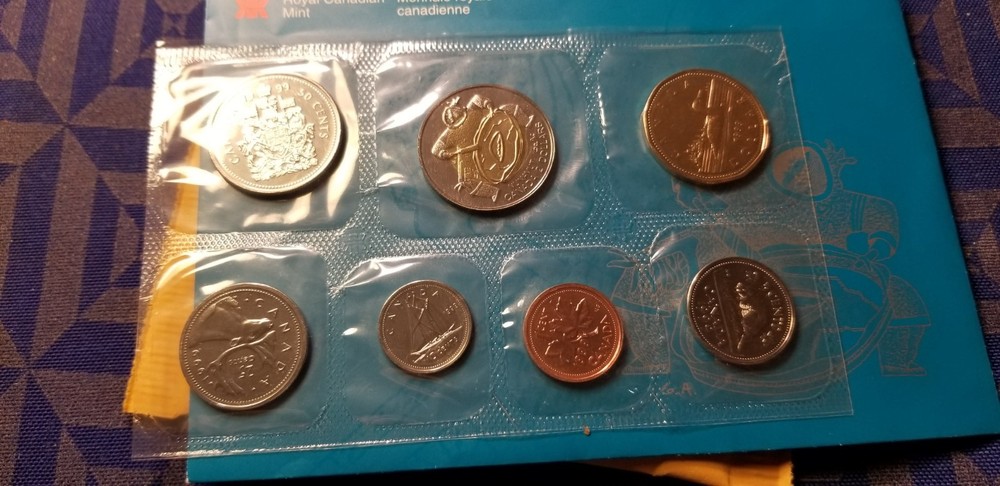 1999 Canada Nunavut Mule Error Mint Proof Like Set Extremely Rare Set.