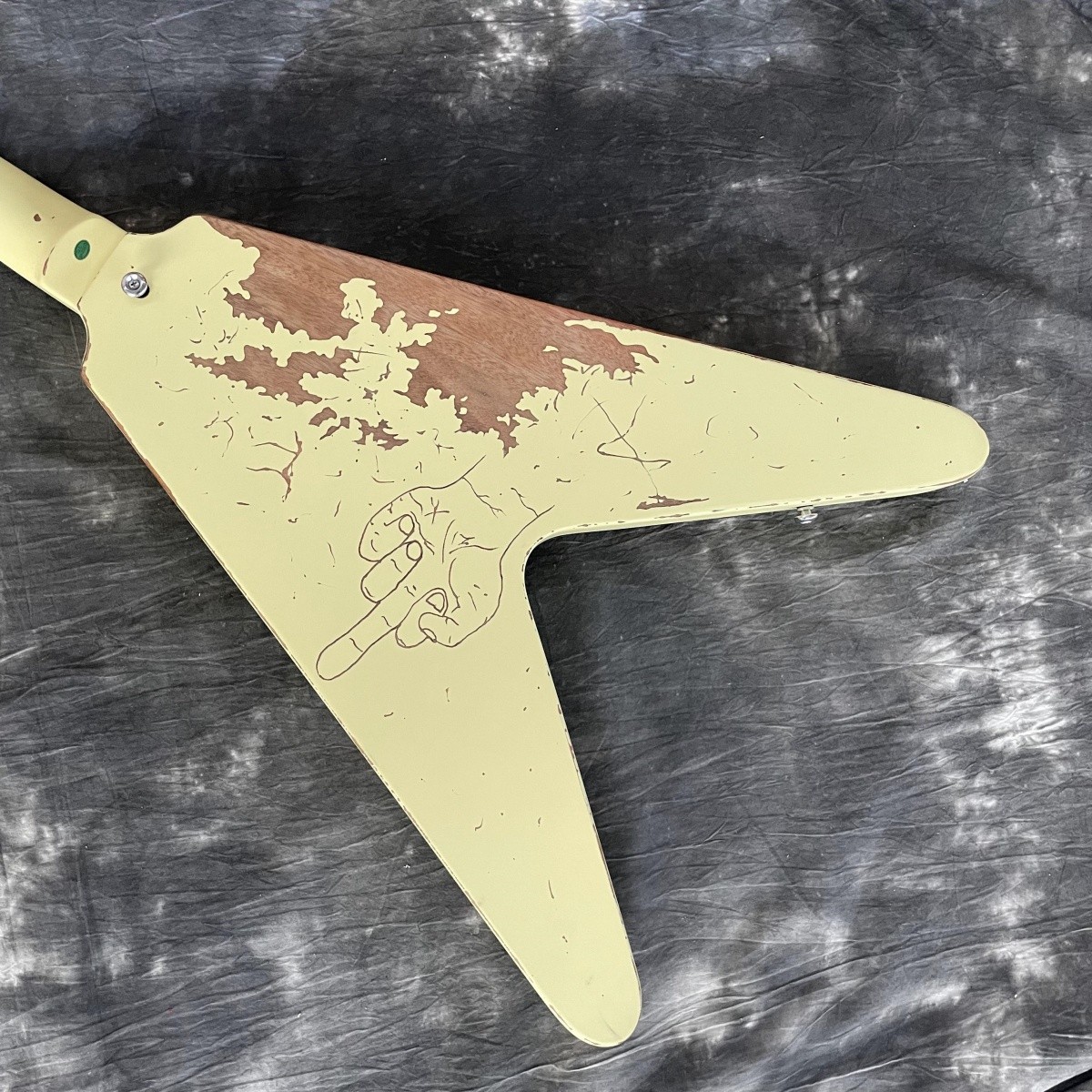 Vintage Relic Flying V Electric Guitar James Hetfield Cream Yellow Mahogany Body