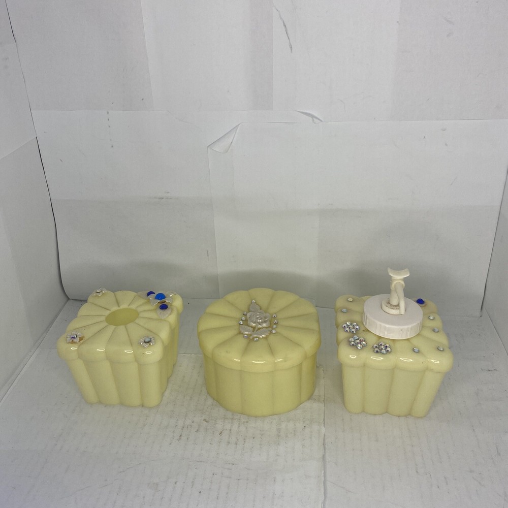 Vintage Menda Co Ivory Plastic Vanity Box Set