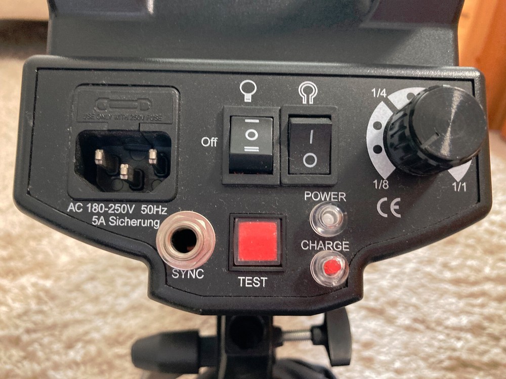 Walimex CY-600K Studio Blitzgerät Black Incl. Power & Sync Cable