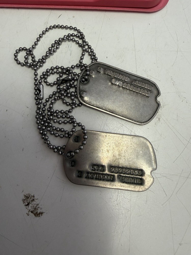 WW2 US Army Dog Tag Pair T-46