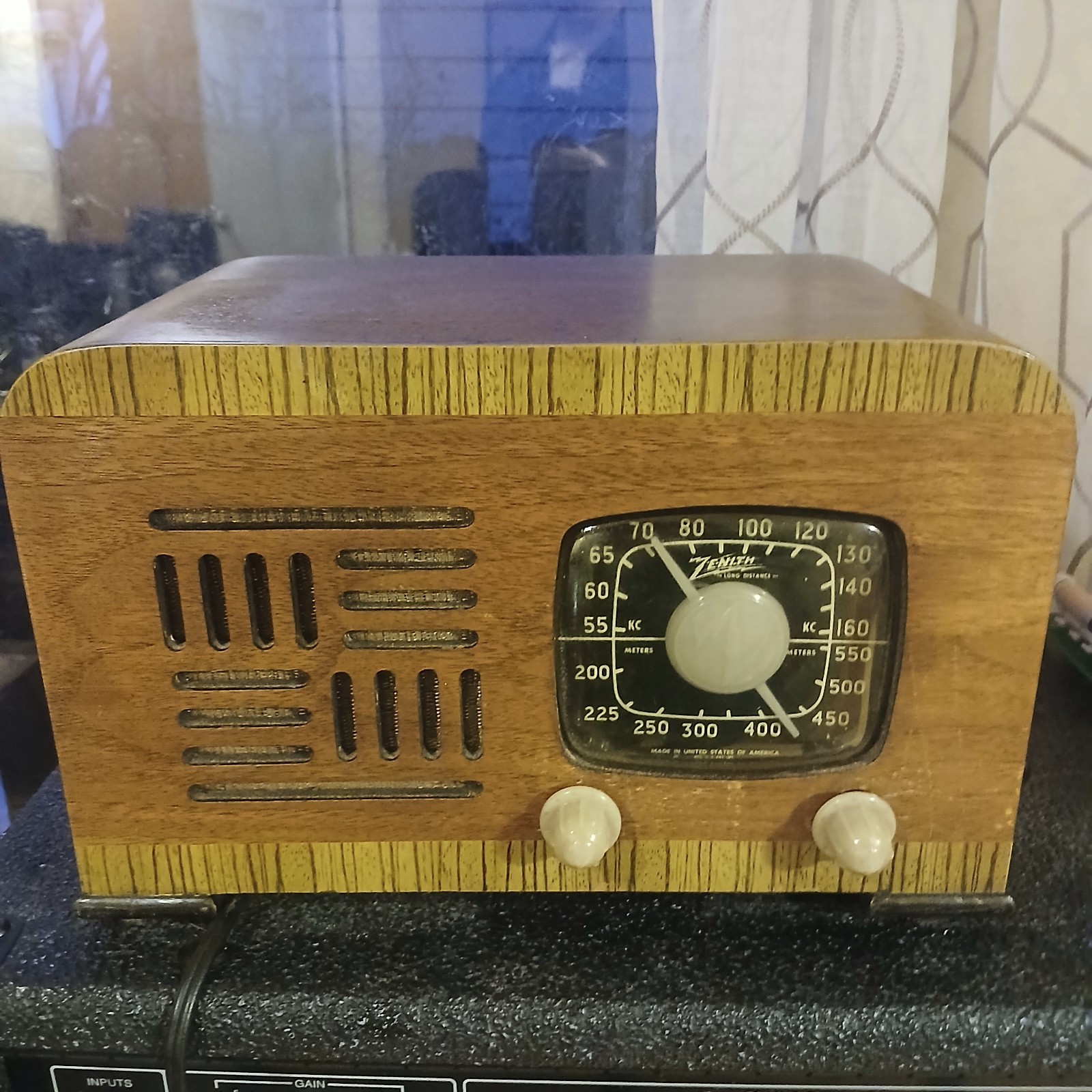 rare vintage 1941 Zenith Tube AM Radio TESTED AND WORKING Model 26-281