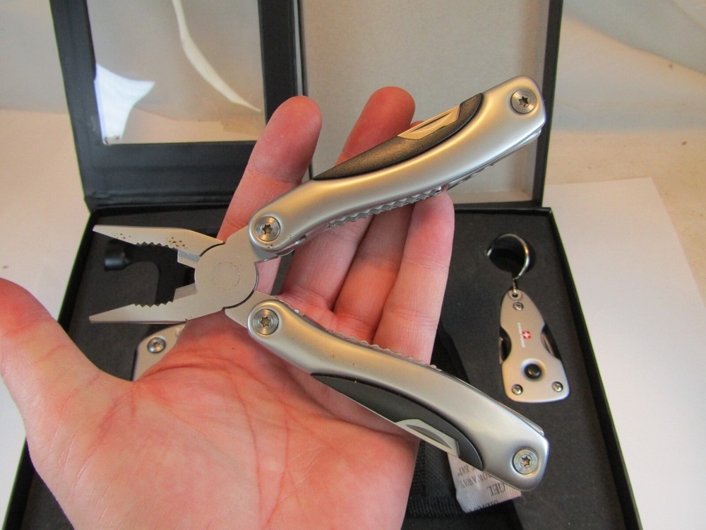 Swiss Force Multitool + Keychain + Hammer Multitool