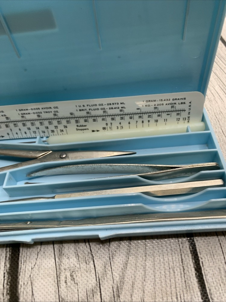 Hamilton-Bell Co. Dissection Lab Kit - circa 1990's