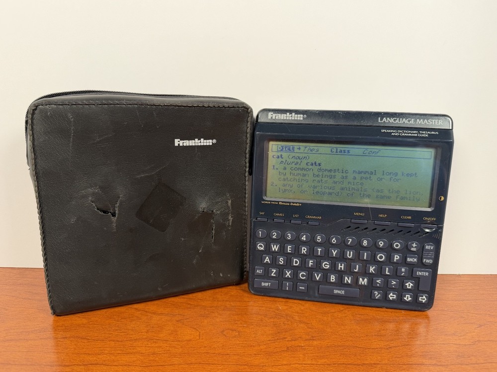 Franklin LANGUAGE MASTER LM-6000 Speaking Dictionary READ