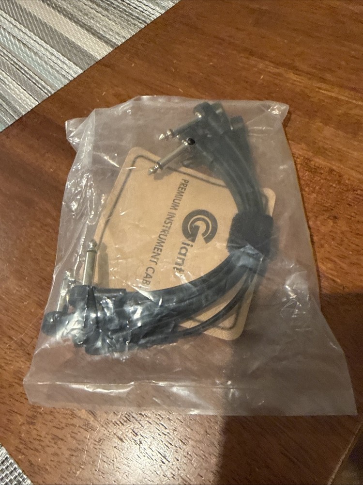 Giant 6 Pack 6 Inch Guitar Patch Cables, 1/4 Right Angle cables