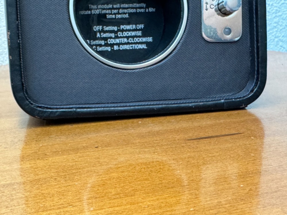 Wolf Designs Single Watch Winder Module 1.5, fully working, fair.