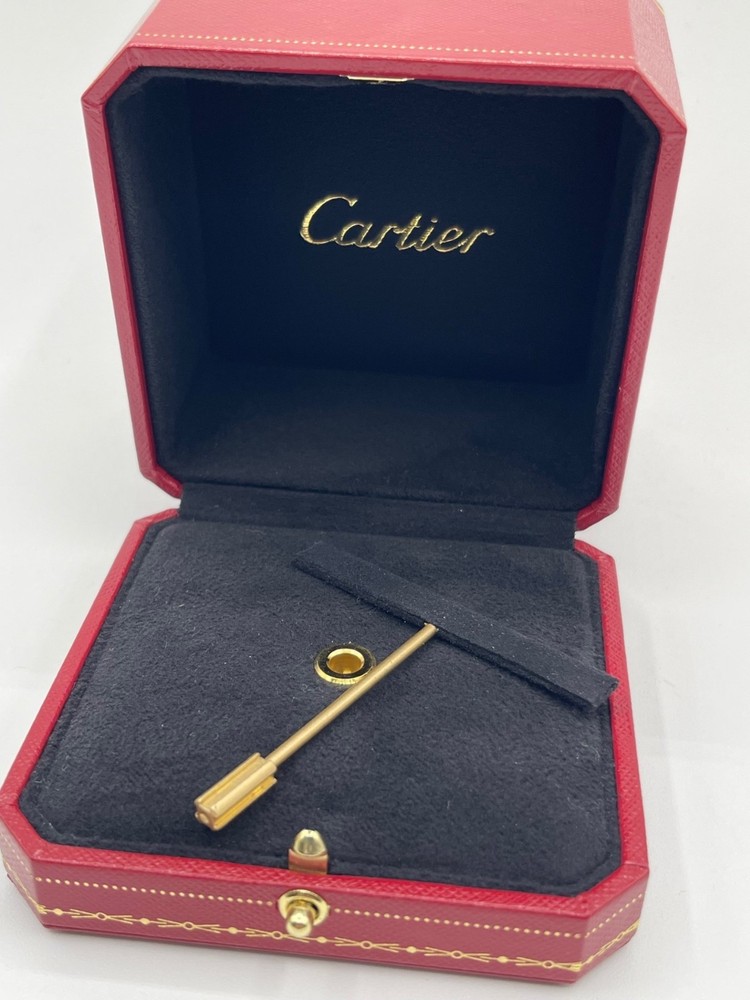Cartier display box earrings box display