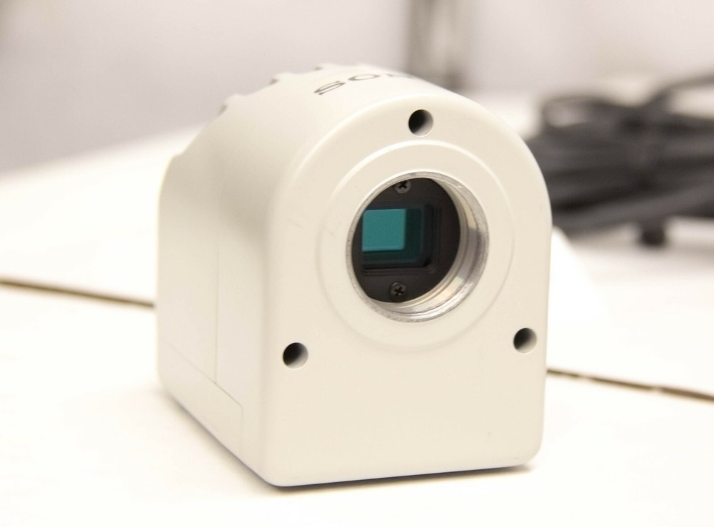 Sony DXC-S500 5 Megapixel Color Digital Camera w/ Controller For Microscope 9093