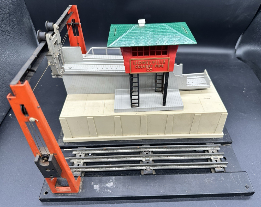 Lionel 342 Vintage O Motorized Operating Culvert Loader  (Please Read)