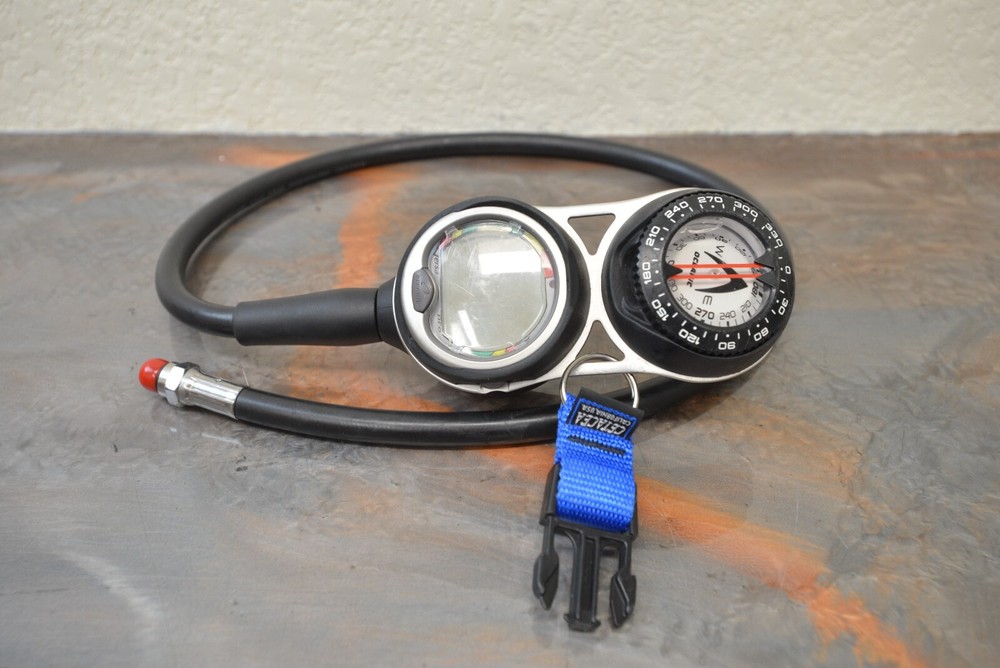 Oceanic Versa Pro Dive Computer 3 Gauge Console w/ Compass & 5000psi Gauge