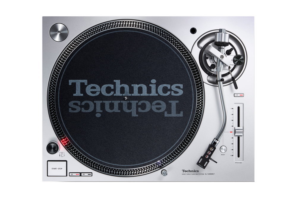 Technics SL-1200MK7-S Direct Drive Turntable System Silver NEW