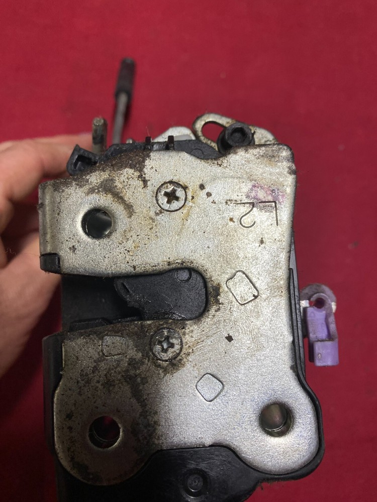 2012 FREIGHTLINER DRIVERS Side Door Latch GECOM LEFT