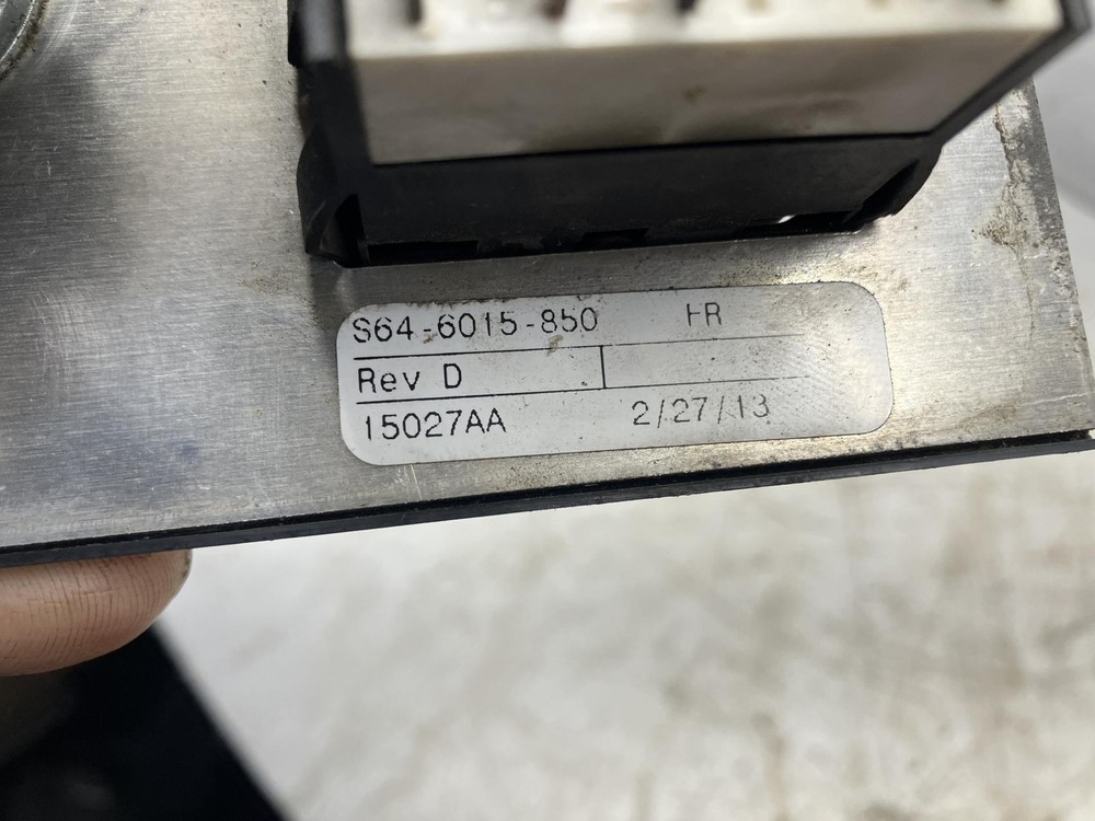 2006-2015 Peterbilt 386 IGNITION Dash Panel - Used