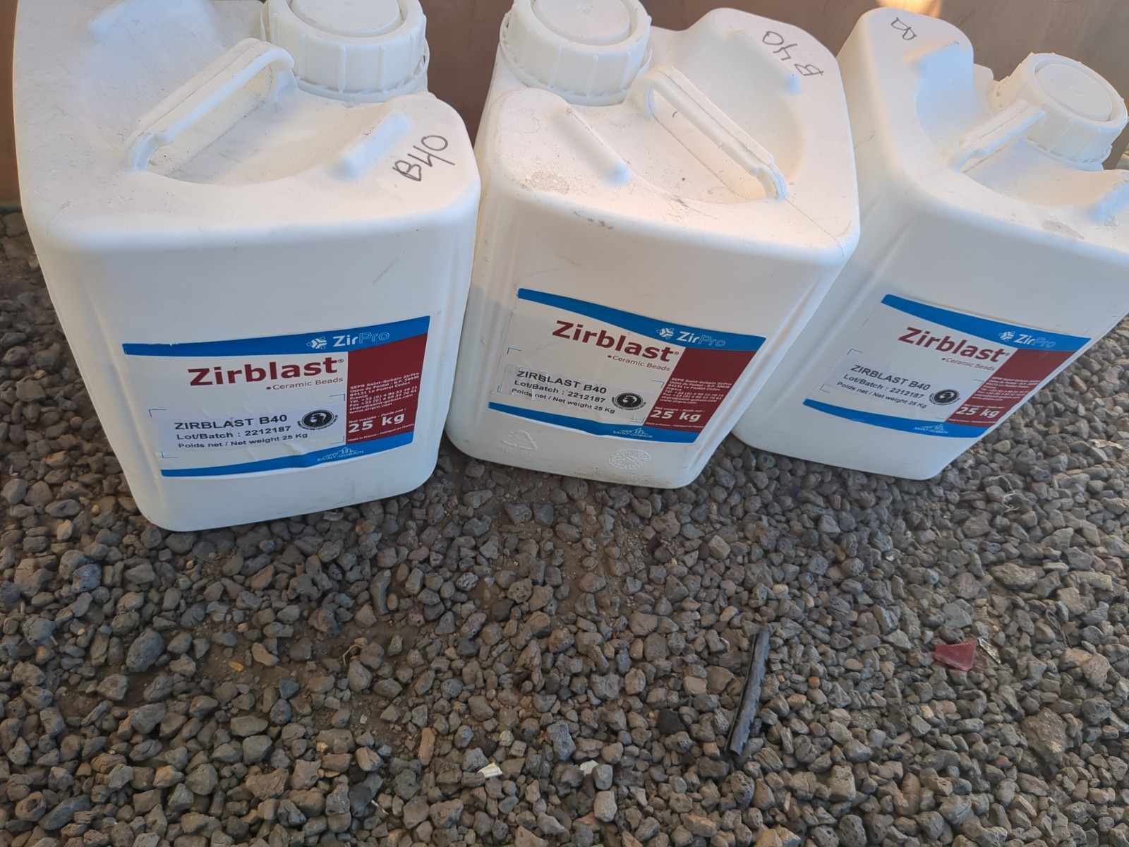 ZirPro Zirblast Microblast B40 Ceramic Beads 56lbs/25Kg Bulk Container