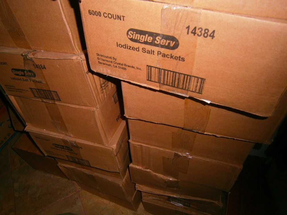 Single serve packet salt 6000 in each case. 10 cases for this lot