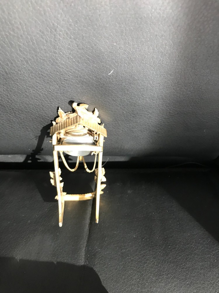 Very Nice Cuckoo Clock Pin On Frame - BEx