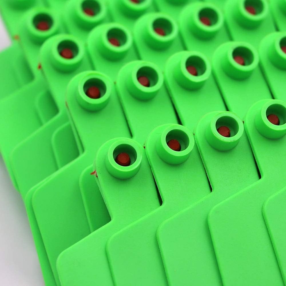 Efficient Livestock Tracking with 100 Green Ear Tags - Easy Installation