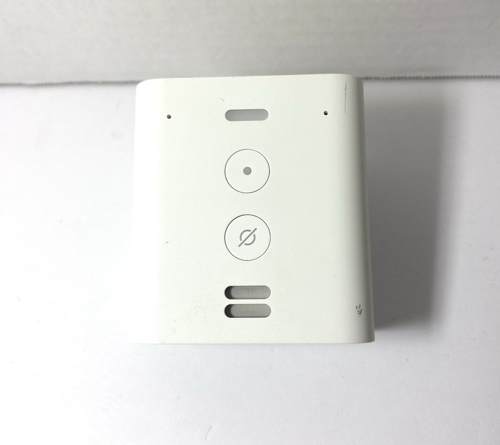 Amazon Echo Flex Plug-in Smart Speaker C77A68 White