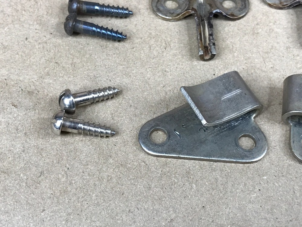 Original Victor Victrola VV-XI Replacement Motor Deck Table Mount Hardware
