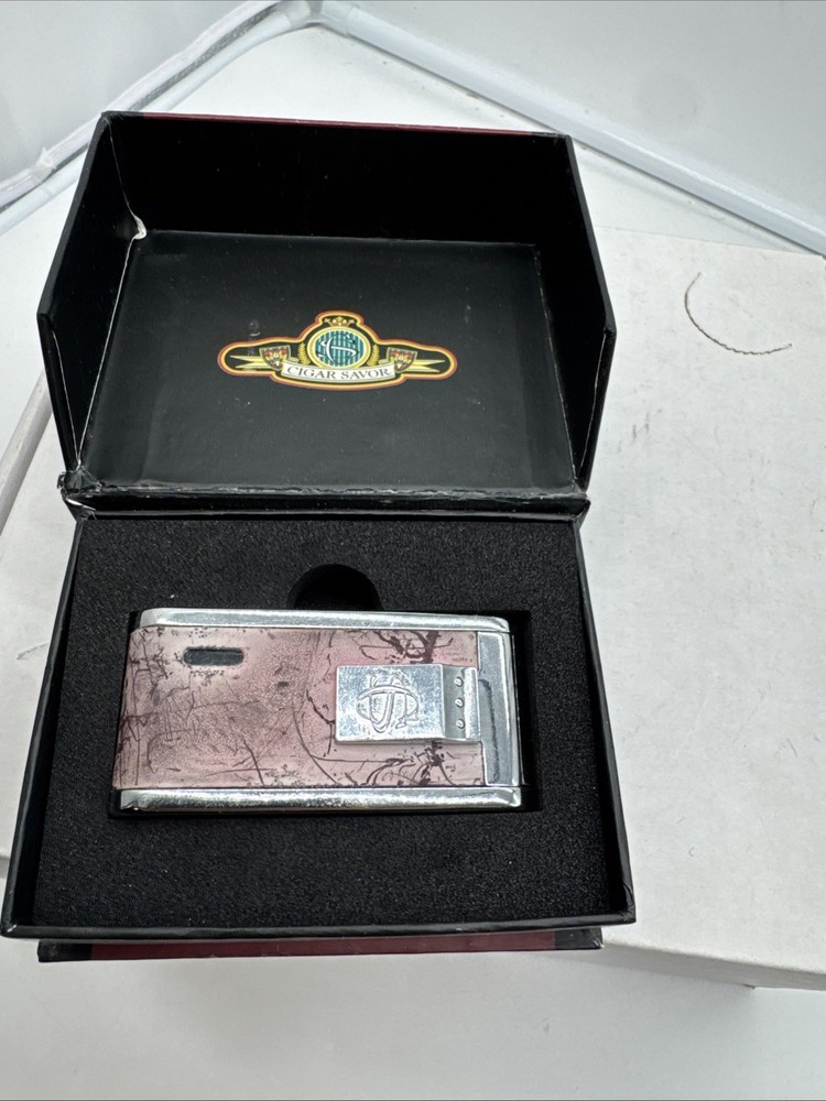 Cigar Savor Double Torch Lighter Works.