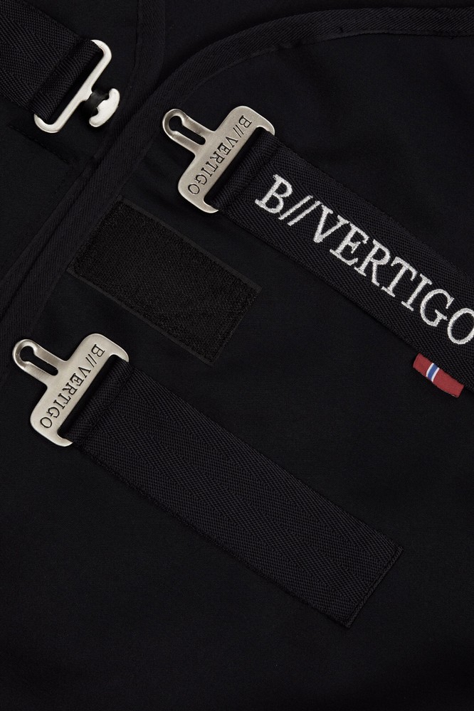 B VERTIGO DREW FUNCTIONAL RUG (BRAND NEW)(SIZE 75")