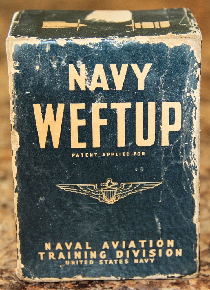 ORIGINAL WWII 1942 U.S. NAVY WEFTUP AIRCRAFT RECOGNITION GAME BY PARKER BROS