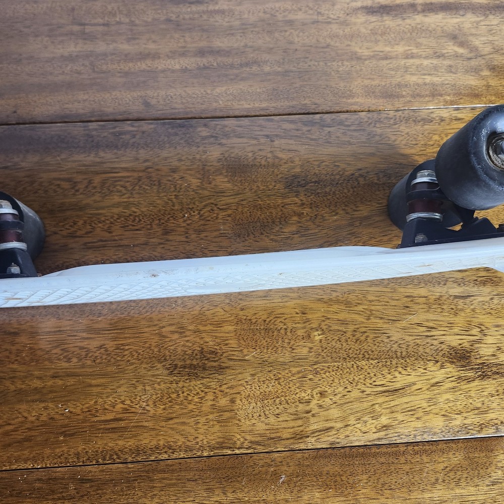 OLD SKATEBOARD Unbranded Good Preowned Condition