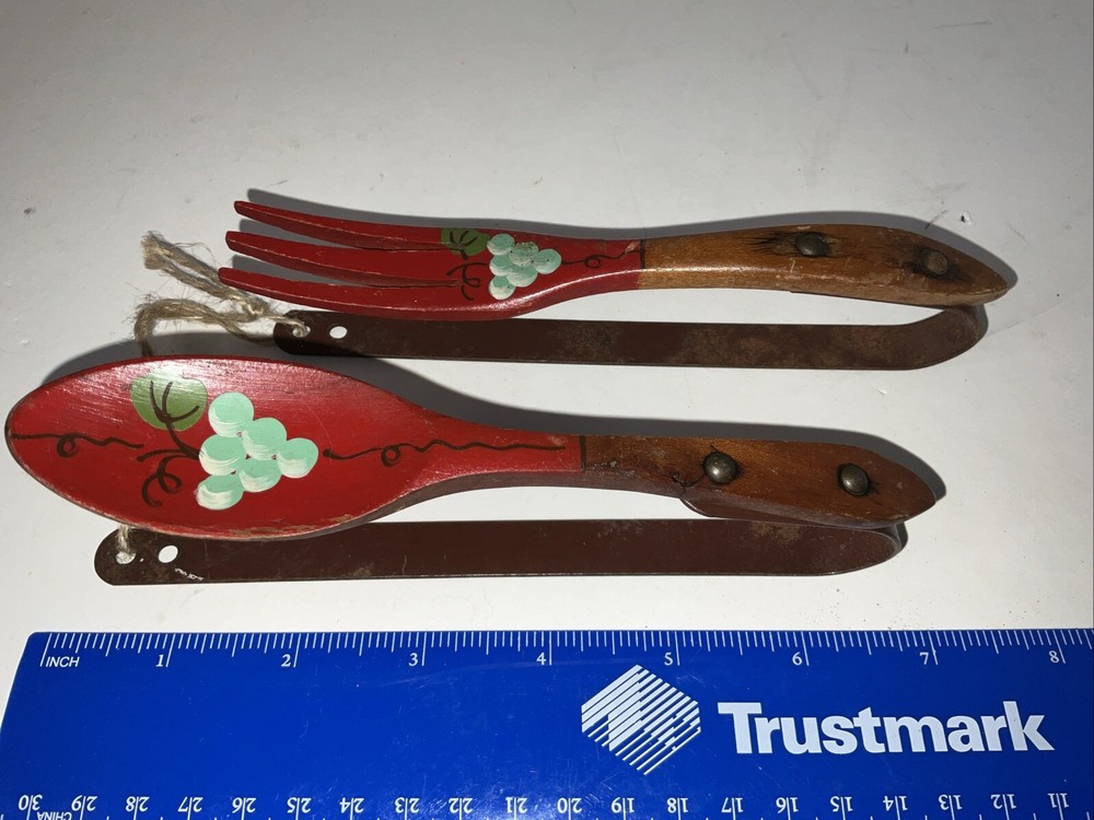 Vtg Fork And Spoon Red Painted Curtain Tie Backs