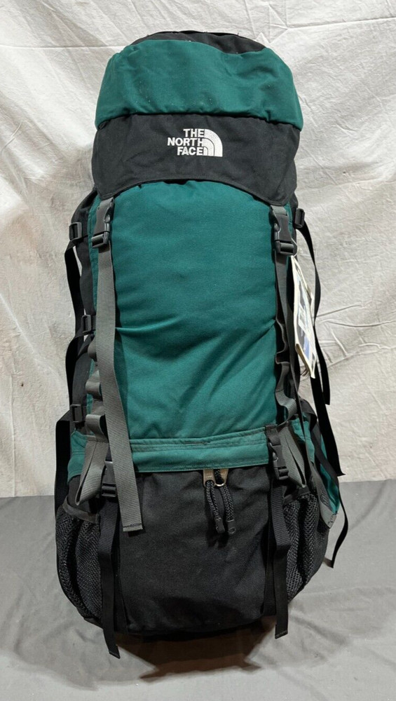 NOS 1996 The North Face Rogue Medium Capacity Internal Frame Backpack Small NEW