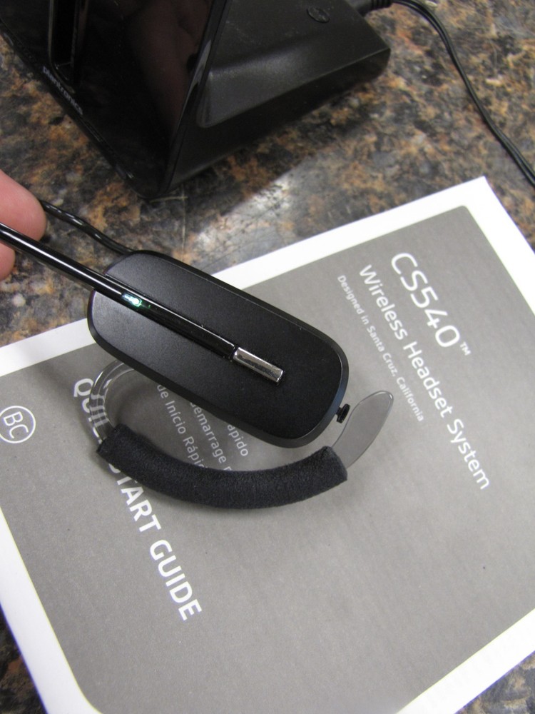 Plantronics CS540 Wireless Headset System - Black- Complete in Original Box NICE