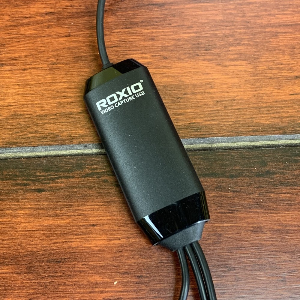 Roxio Video Capture USB UB315-E Adapter for Converting VHS VCR to Digital Format