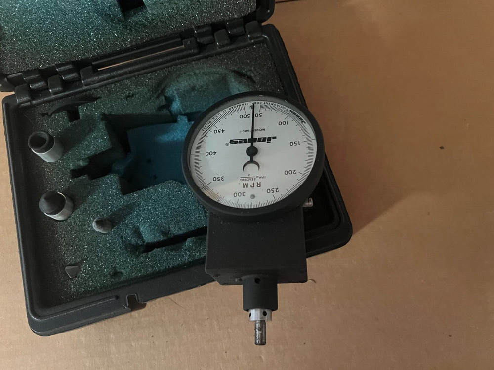 JONES SINGLE RANGE PORTABLE HAND TACHOMETER MODEL 1600-1