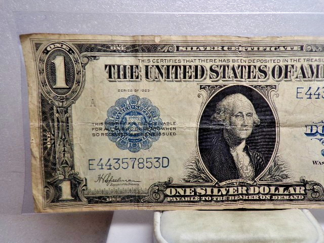1923 $1 ONE DOLLAR “HORSE BLANKET” SILVER CERTIFICATE LARGE SIZE NOTE