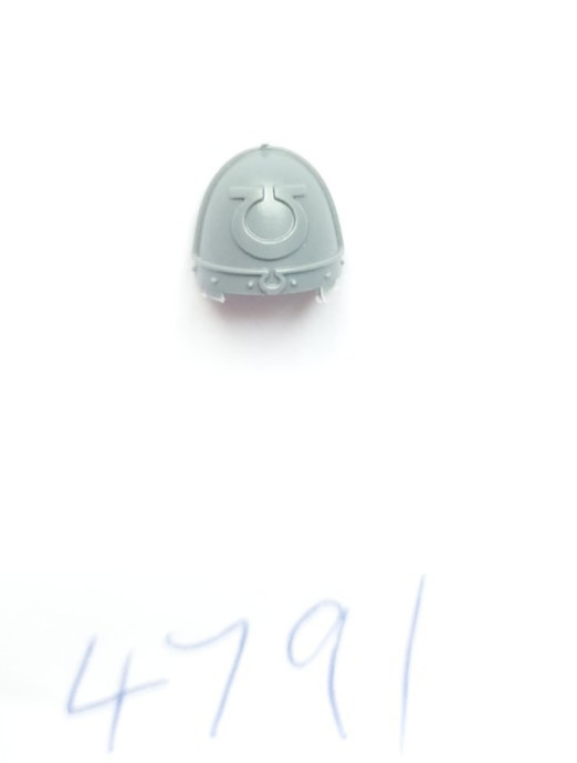 Warhammer 40K Ultra Marines Shoulder Pad