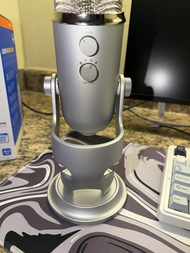 Blue Yeti USB Microphone
