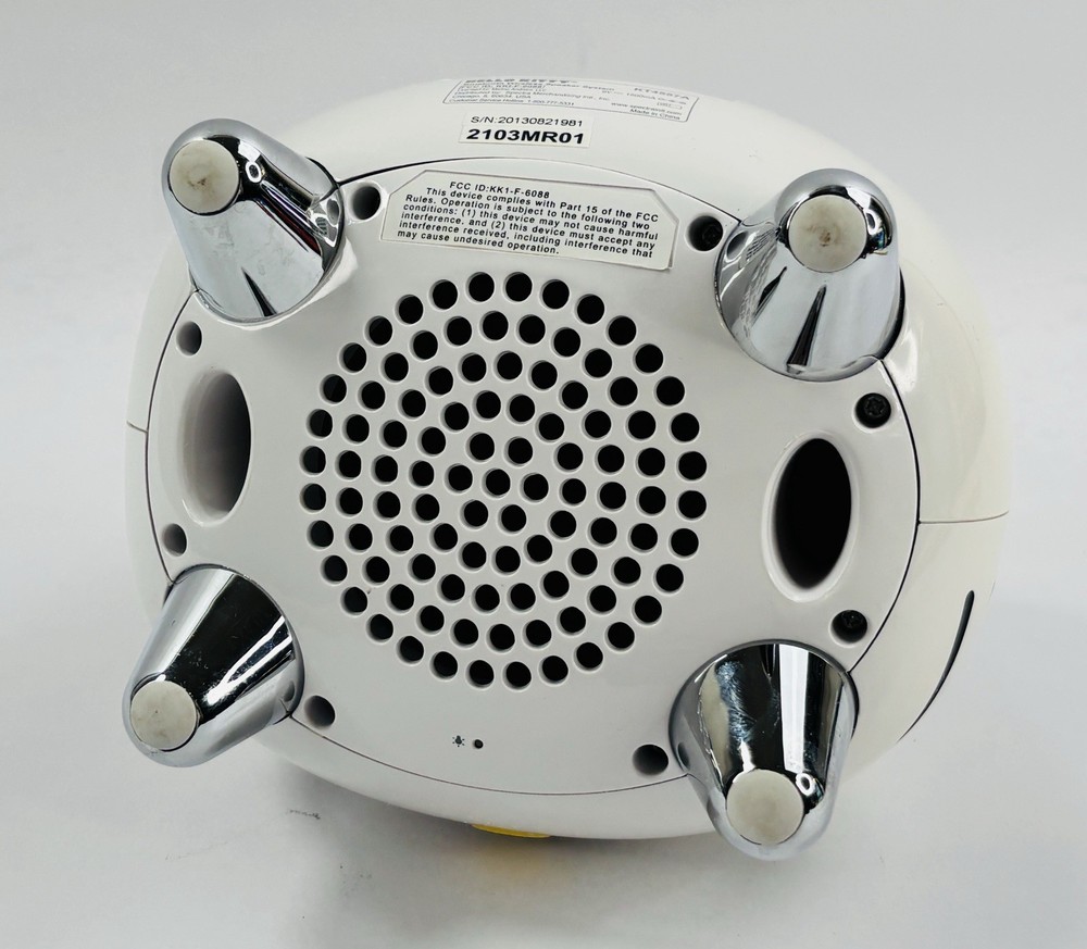 Hello Kitty Bluetooth Wireless Speaker System KT4557A Sanrio 2013 w/ Adapter